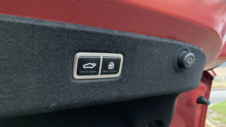 Hyundai IONIQ 6 239kW Ultimate 77kWh 4dr AWD Auto Electric Saloon